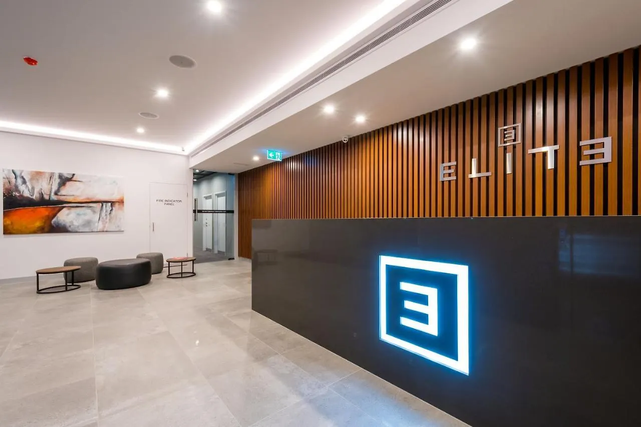 Elite Gold Coast Hotel 4*,