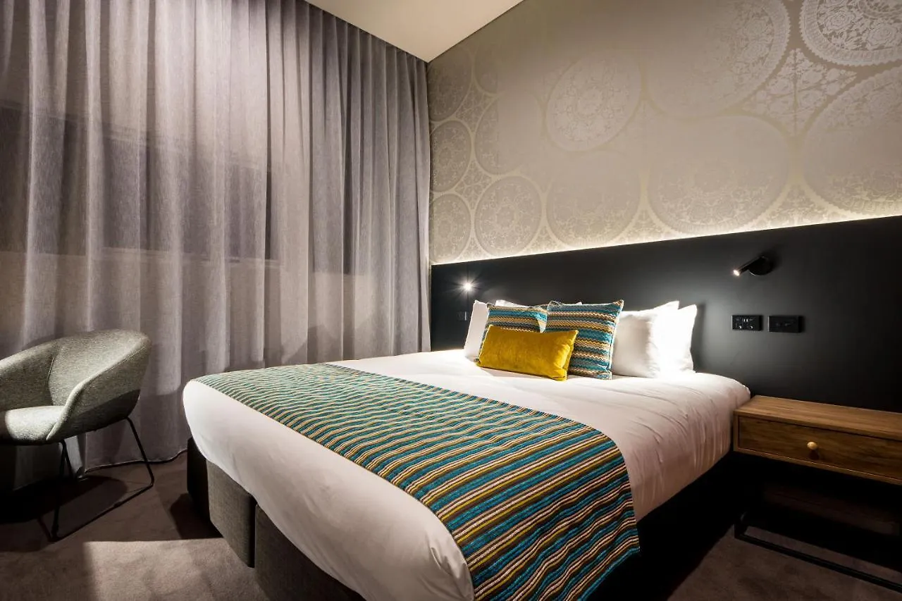 Elite Gold Coast Otel Avustralya